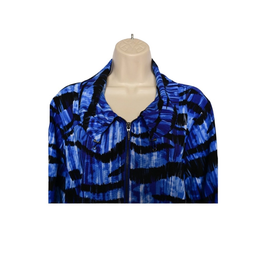 CHICO'S ZENERGY Active Wear  
Vibrant Bright Blue & Black Jacket 3/ XL - Picture 10 of 10
